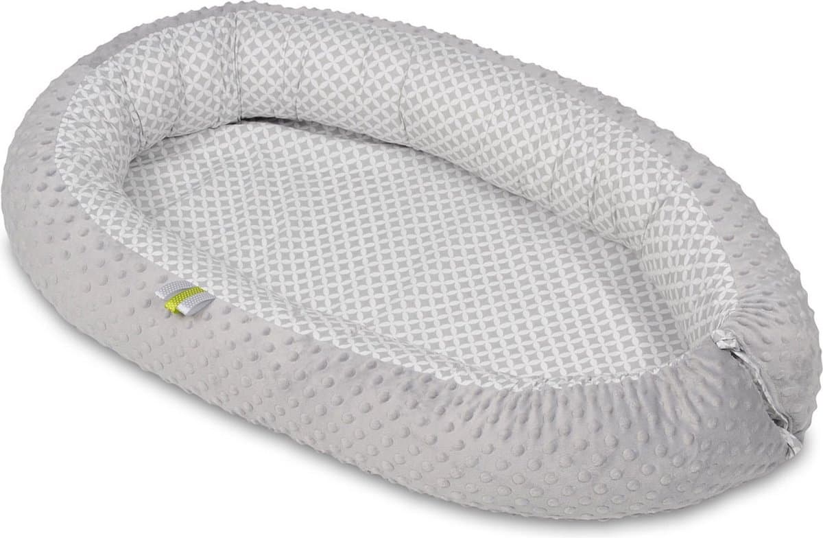 Babynestje - grijs - minky dot en diamant - met uitneembaar matras