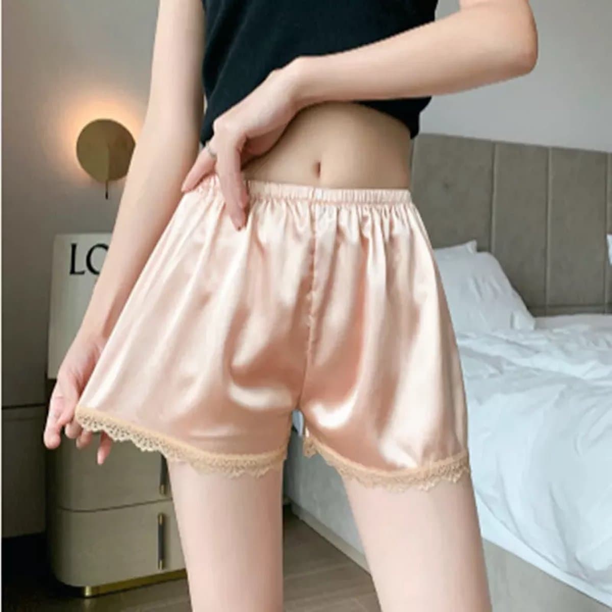 Wow Peach - Nude - Zomer Short - Dunne Korte Broekje - Ademend - Comfort en Licht - Maat: Large