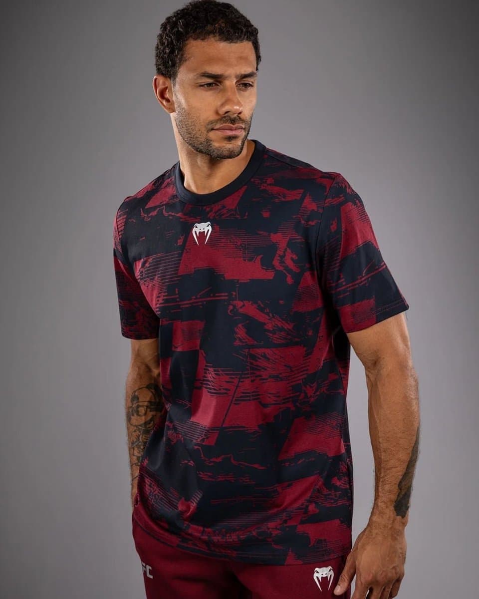 UFC Zenith x Venum Fight Week T-shirt Katoen Marineblauw Bordeauxrood - M