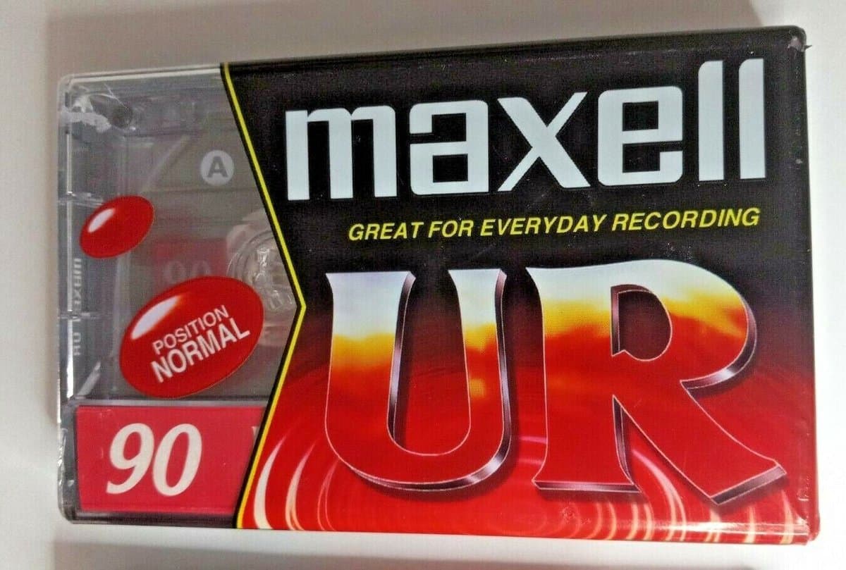 Maxell Audio Cassette Tape UR 90 - 10 pack - Uiterst geschikt voor alle opnamedoeleinden / Sealed Blanco Cassettebandje / Cassettedeck / Walkman / Maxell cassettebandje.