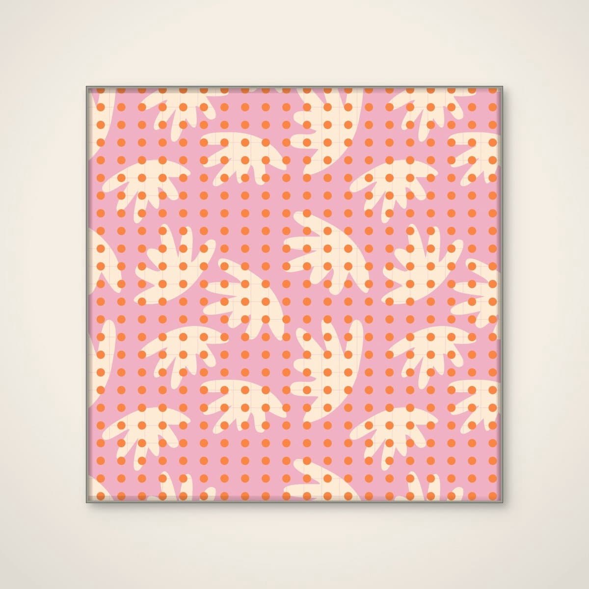 Akoestisch schilderij - 100 x 100 cm - Playful Polka Shapes van Dina Dankers - Geometrische wanddecoratie - zilver textielframe