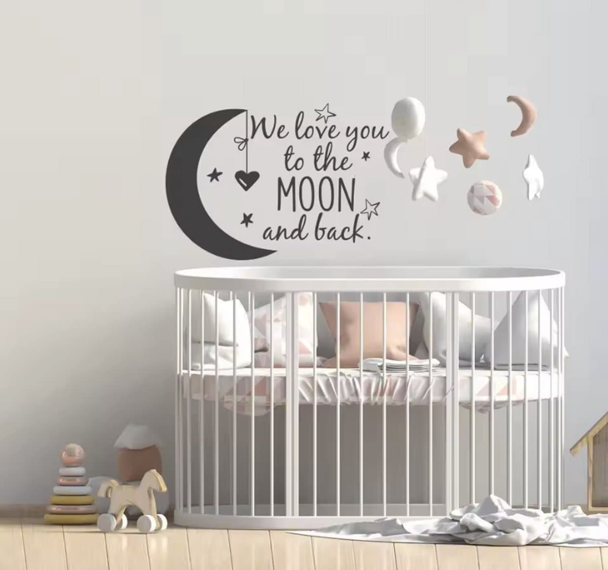 CHPN - Muursticker - Love You To The Moon And Back - Decoratieve Muursticker - Muurdecoratie - Kinderkamerdecoratie - Quotes - Vinyl - Cadeau - 60/40