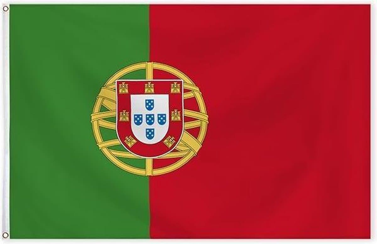 Scoby - Portugese Vlag - Portuguese Flag - Portugal - 90x150cm - Original Colors - Strong Quality - Inclusief Bevestigingsringen