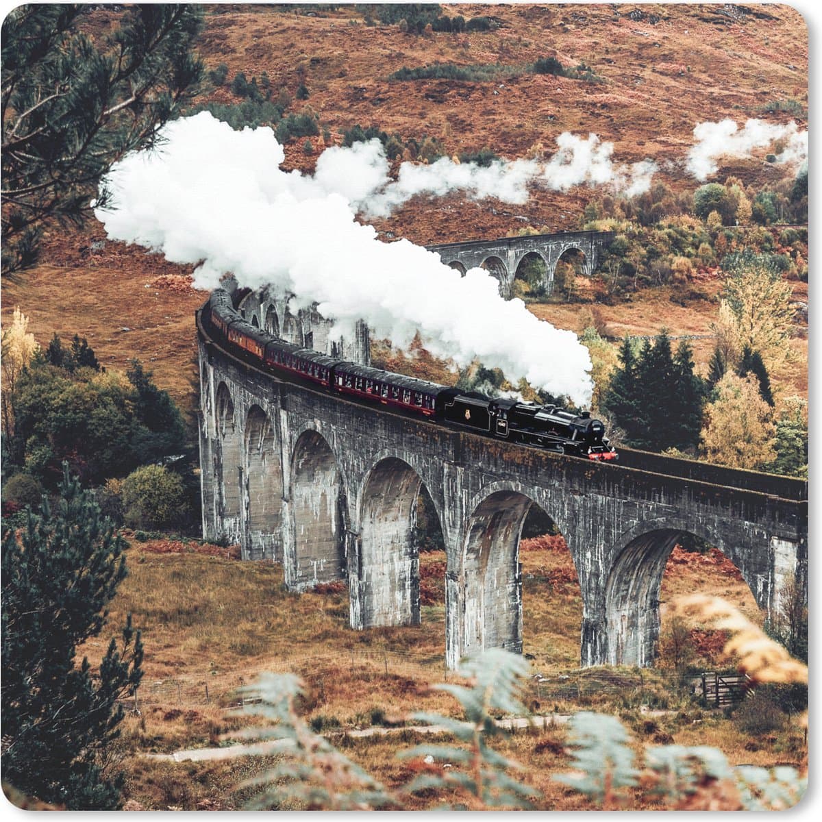 Muismat XXL 80x80 cm - Bureau onderlegger - Bureau mat Trein - Natuur - Herfst - Architectuur - Bureaumat - Gaming mousepad xl - Bureaulegger groot - Computer deskmat