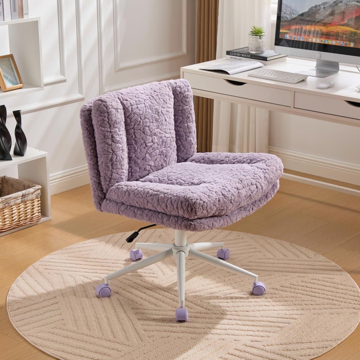 Bureaustoel - 67 cm Breed - Draaibaar & Metalen Basis - Verstelbaar - Imitatiebont - Violet