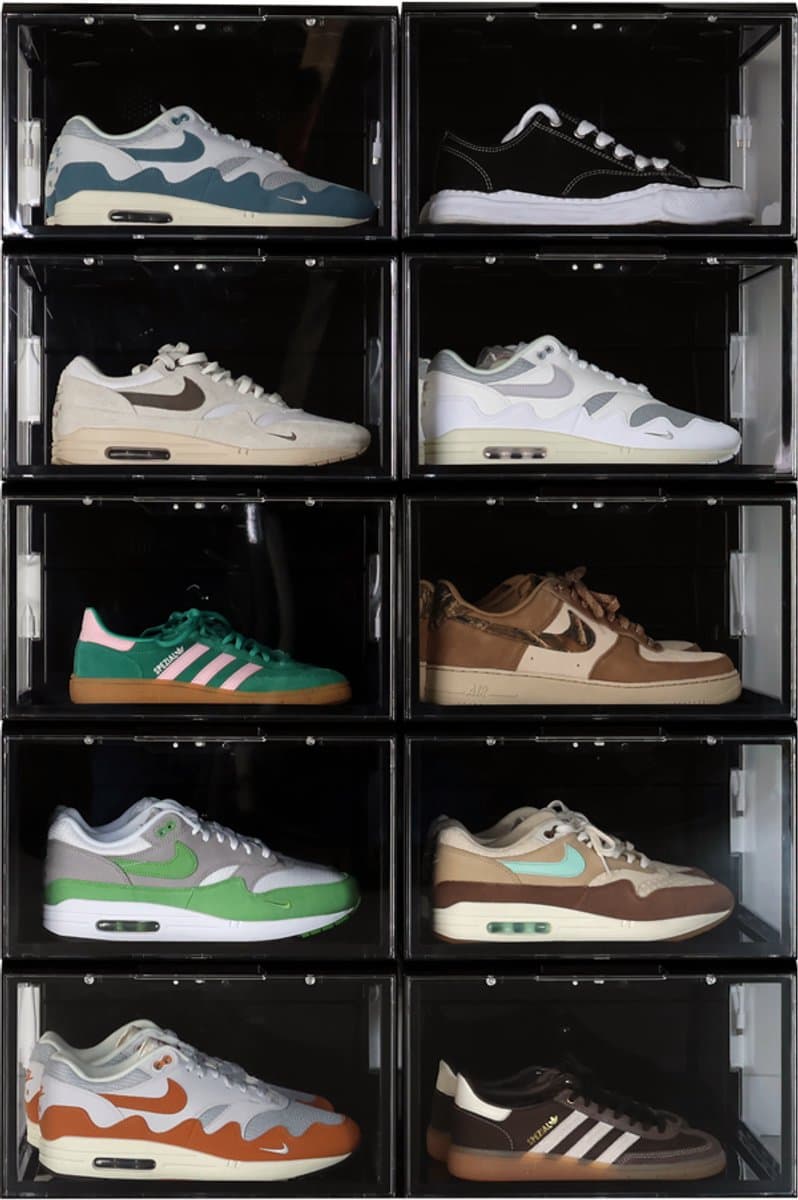 Sneakerstack® LED Sneakerbox Zwart – 10 stuks - Stapelbare Schoenenbox – Past tot schoenmaat 48 – Premium Opbergbox