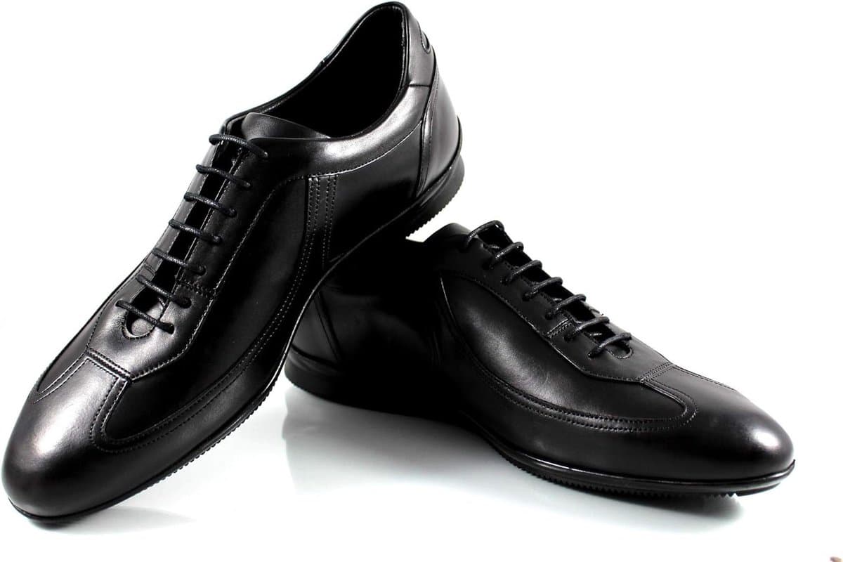 Lage heren sneakers met vetersluiting - Casual leren schoenen met stijl en design, zwart, maat 28.5 EU