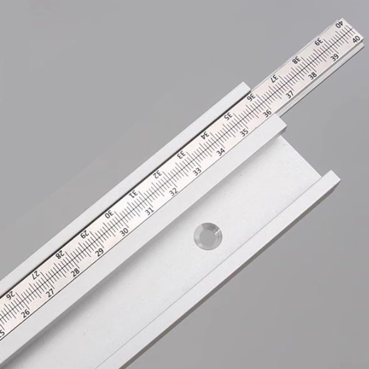 Allecto - 45 T-sleuf verstekspoor - Aluminiumlegering - Duurzaam en handig - 50 cm - Veelzijdige toepassing - Voor router tafel en tafelzaag - Gesc...