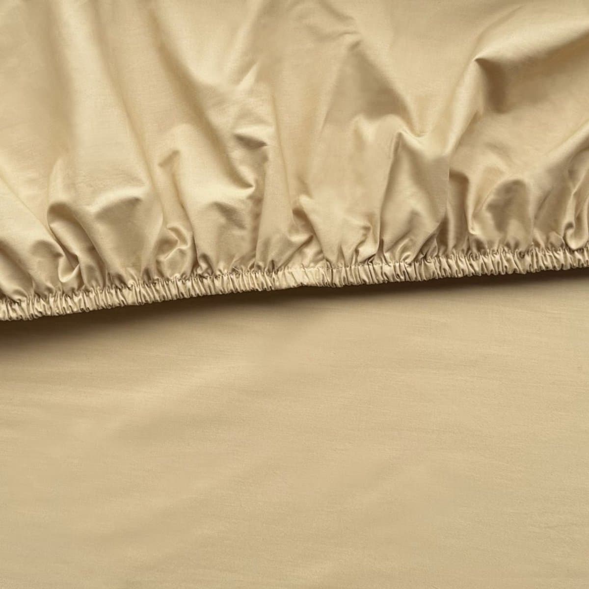 Kayori Kiyo Topper Hoeslaken Tencel - 200x200-210cm - Rondom Elastiek - Verkoelend - Goud