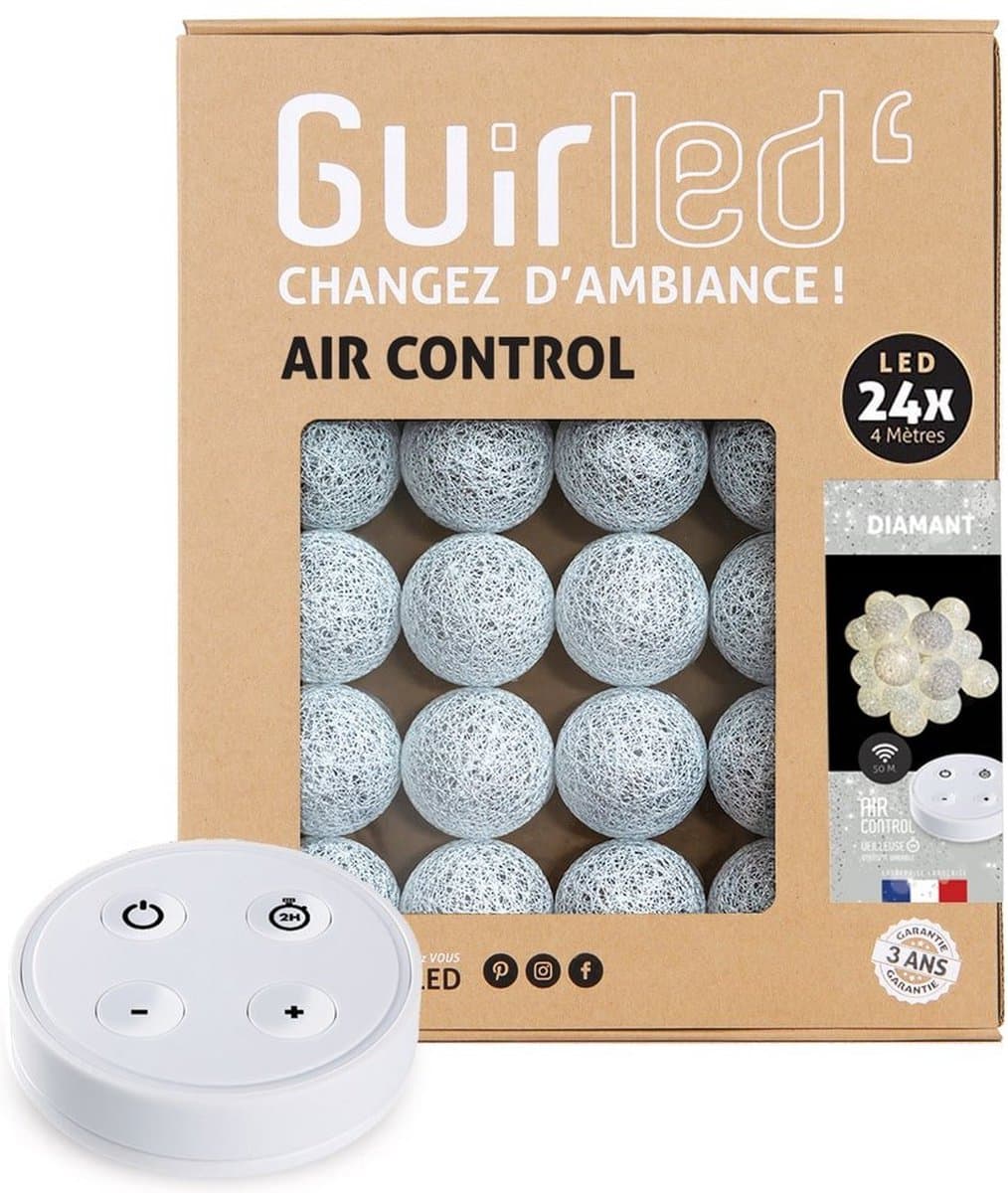 Diamond (zilver) LED lichtsnoer met 24 katoenen decoratieve bollen - Guirled – USB – met afstandbediening - lampionnen - lichtslinger