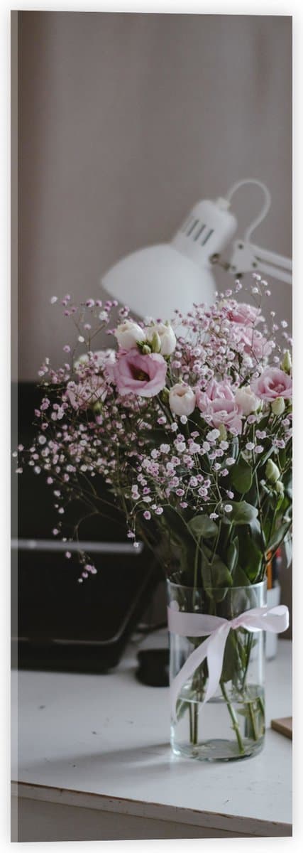 Acrylglas - Bloemen - Boeket - Water - Strik - Lamp - Telefoon - Bureau - Laptop - 20x60 cm Foto op Acrylglas (Met Ophangsysteem)