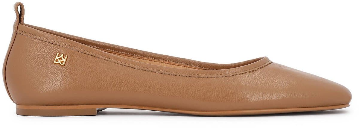 Light brown leather ballerinas