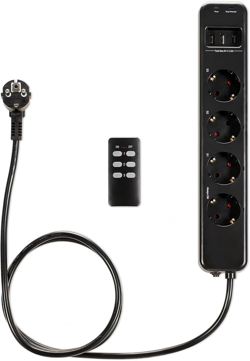 Funk Stekkerdoos 4-Voudig Schakelbaar - Met 3x USB Poorten - Afstandsbediening Inclusief
