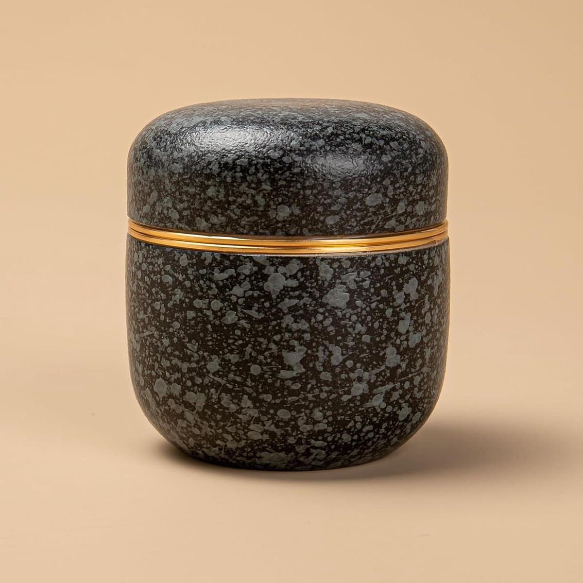 Mrs. Jones Keramische theedoos Japanse matcha groene theepoeder blik Matcha poeder Kit X1 antraciet verzegelde keramische doos voor Matcha poeder Color Box verpakking - Japanse matcha - groene theepoeder .