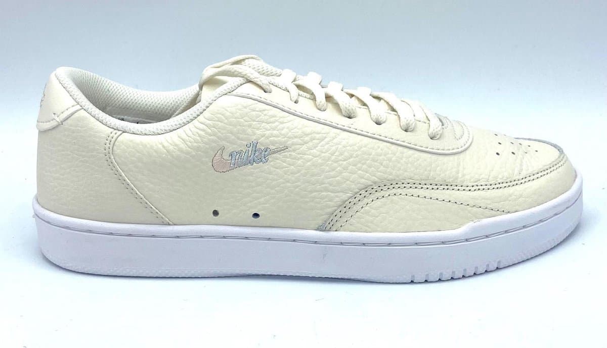 WMNS Nike Court Vintage PRM - Sneakers - Unisex - Pale Ivory - Washed Coral - Aura