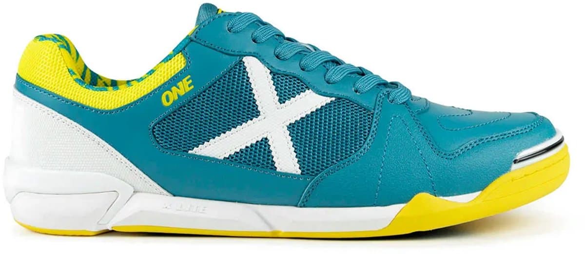 Munich One 82 Zaalschoenen Blauw EU 44