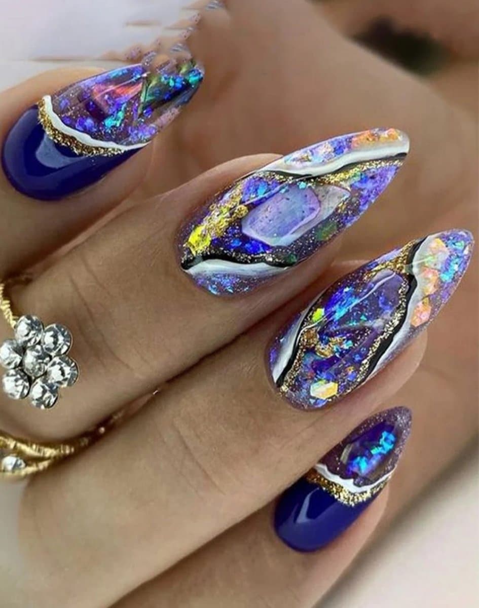 Nep nagels - Plak nagels - 24 stuks - Almond shape - Blauw goud - Kunstnagels - Press on nails - Almond shape nails