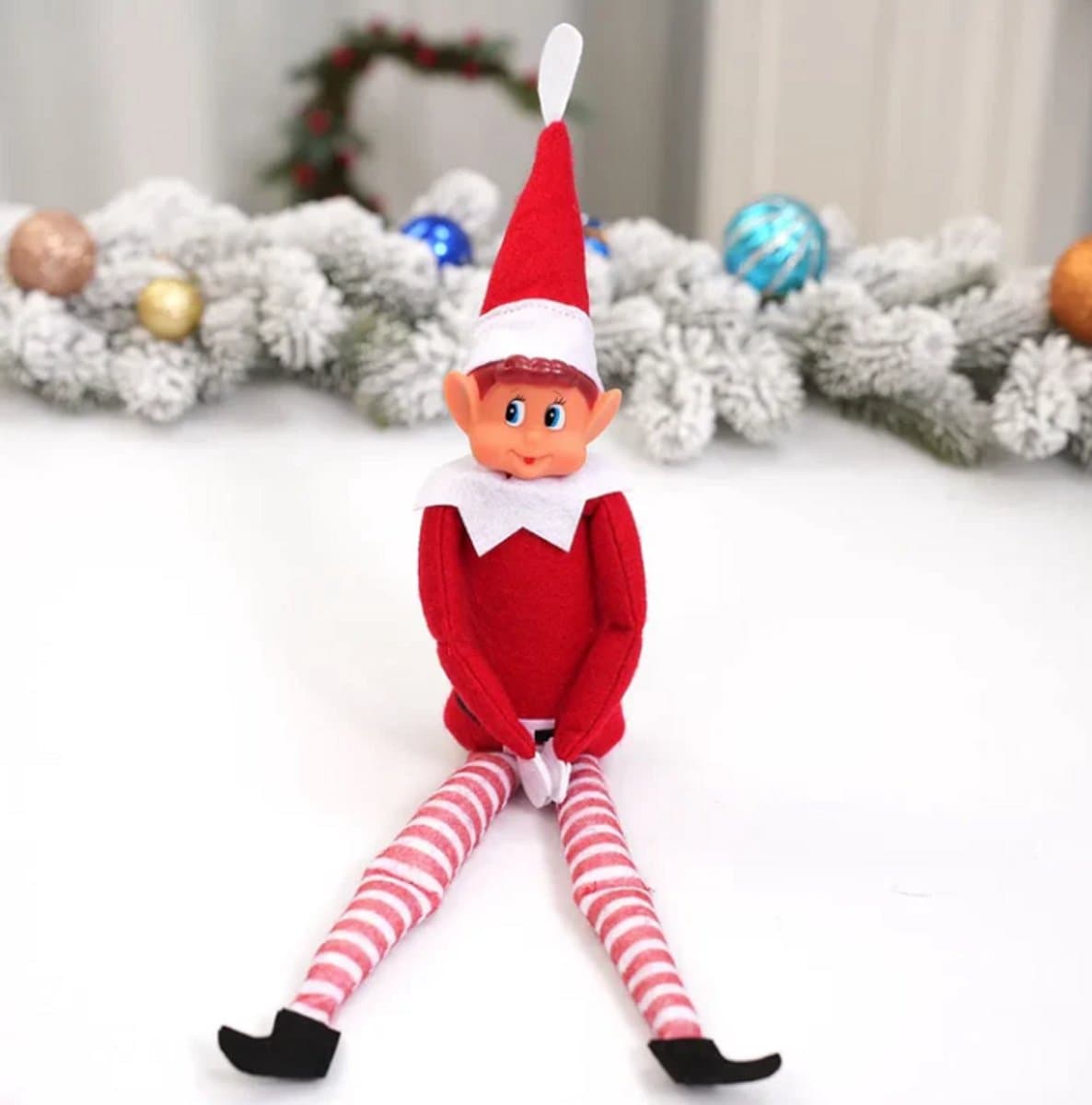 LuukyBB Elf on Shelf - Ondeugende Kerstelf - Jongen - Pluche Knuffel Pop 30 cm - Huiself Cadeau - Kinderen, Jongens Meisjes - Nederlands - Kerst Speelgoed Huis