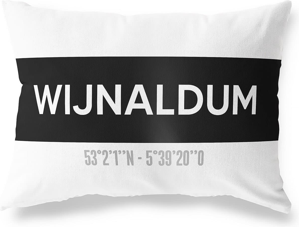 Tuinkussen WIJNALDUM - FRIESLAND met coördinaten - Buitenkussen - Bootkussen - Weerbestendig - Jouw Plaats - Studio216 - Modern - Zwart-Wit - 50x30cm