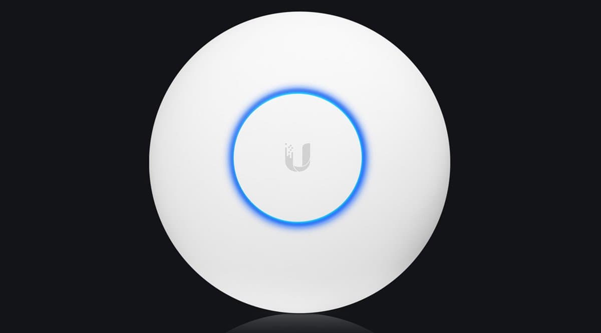 Ubiquiti UniFi XG - Access Point - WIFi repeater - WiFi 5 - 450 Mbps - Wit