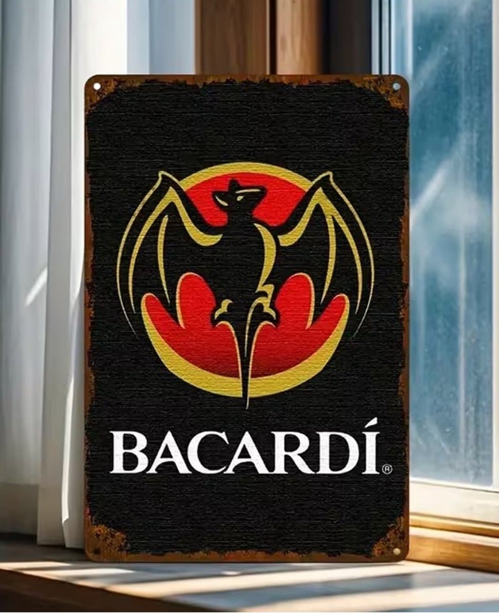 Wandbord Bacardi [Bacardi] [Mancave of Bar] [Wandbekleding]