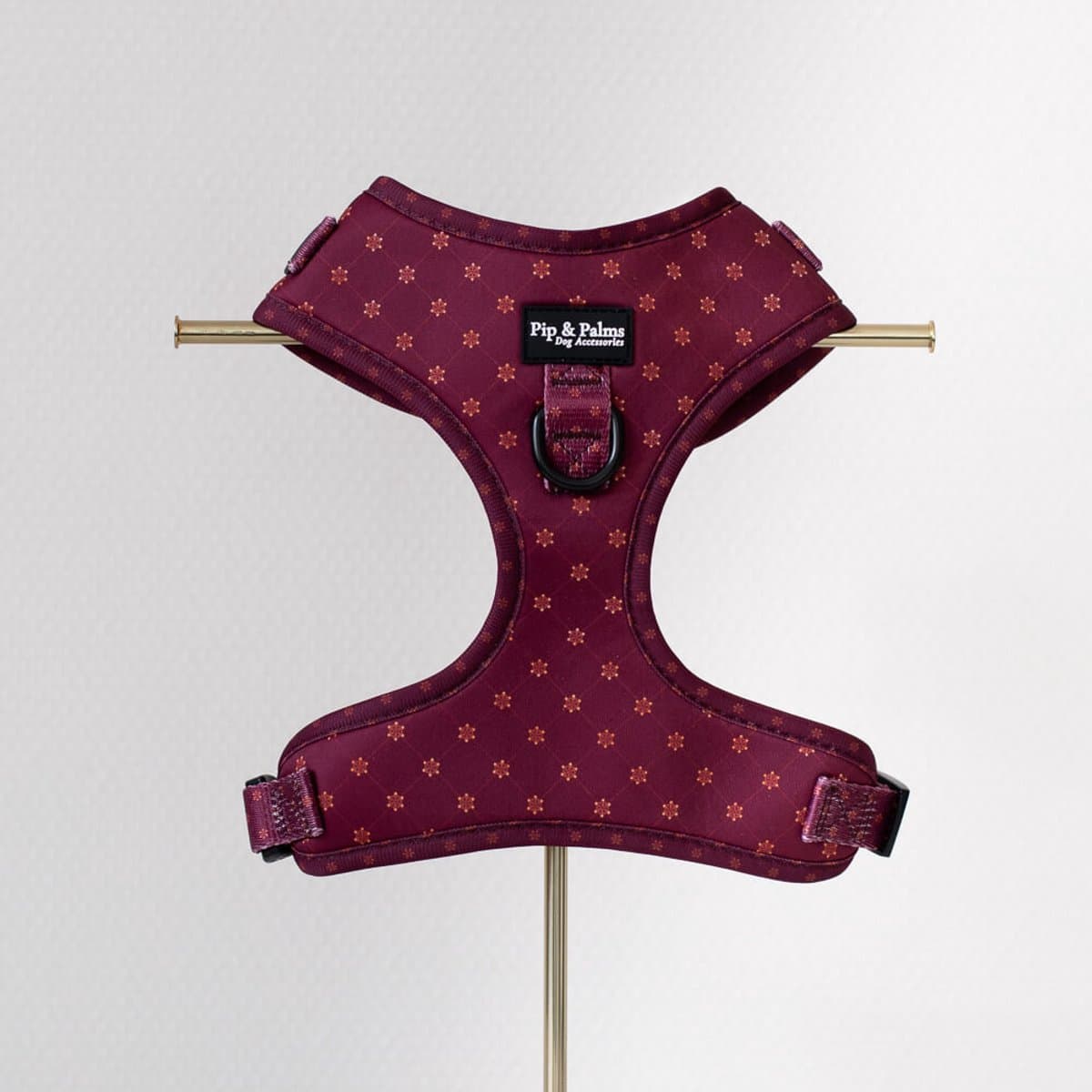Pip & Palms - Hondenharnas Burgundy Best - Rood - Maat XXS - Hondentuig - Verstelbaar - Y Tuig Hond - Zachte Voering - voor Kleine honden