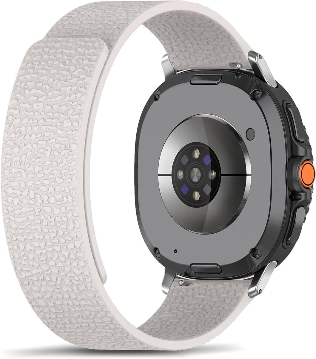 Cosensi - Armband voor Samsung Galaxy Watch 8, magnetisch en sportief, comfortabel en zacht, siliconen horlogeband, sterrenlicht - 40 mm en 44 mm / Classic 46 mm