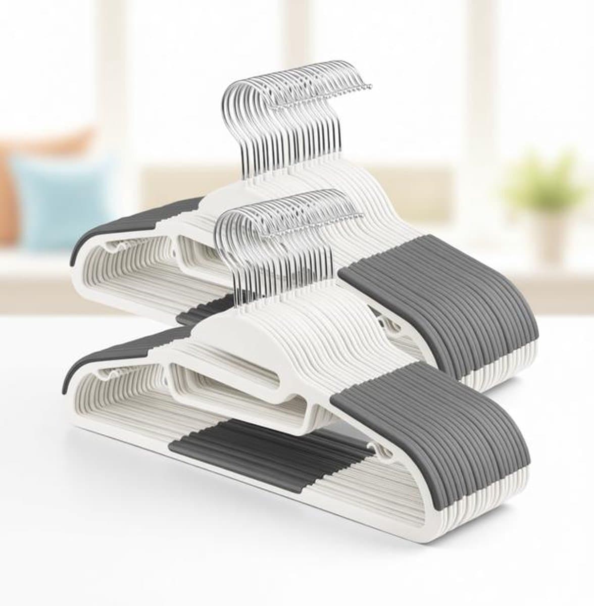 ElleMooi Kleerhanger set van 50 - U-vormige opening - antislip - ruimtebesparend - 0.5 cm dik - 41.5 cm breed - 360° draaibare haak - wit-donkergrijs