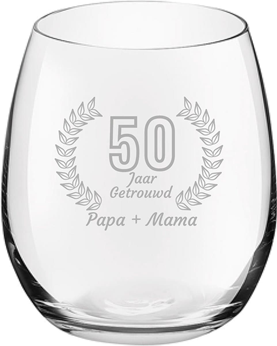 Gegraveerde Drinkglas 39cl Papa + mama 50 jaar getrouwd