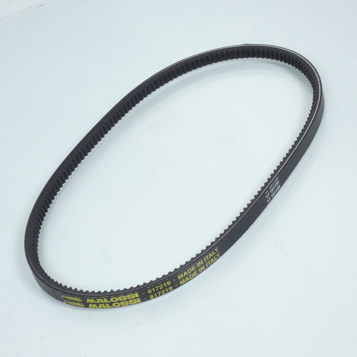 malossi transmissieriem voor peugeot bromfiets 50 103 mvl 61 7219 / 870x13x8mm 38° nieuw