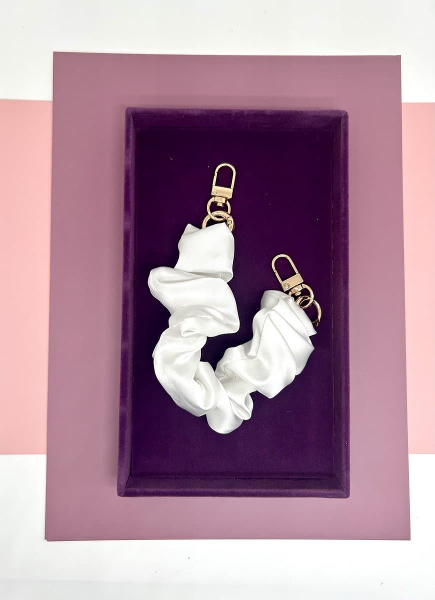 Telefoonkoord - telefoonketting - phone charm - los telefoonkoord - trendy telefoonkoord - phone ketting - koord voor je telefoon