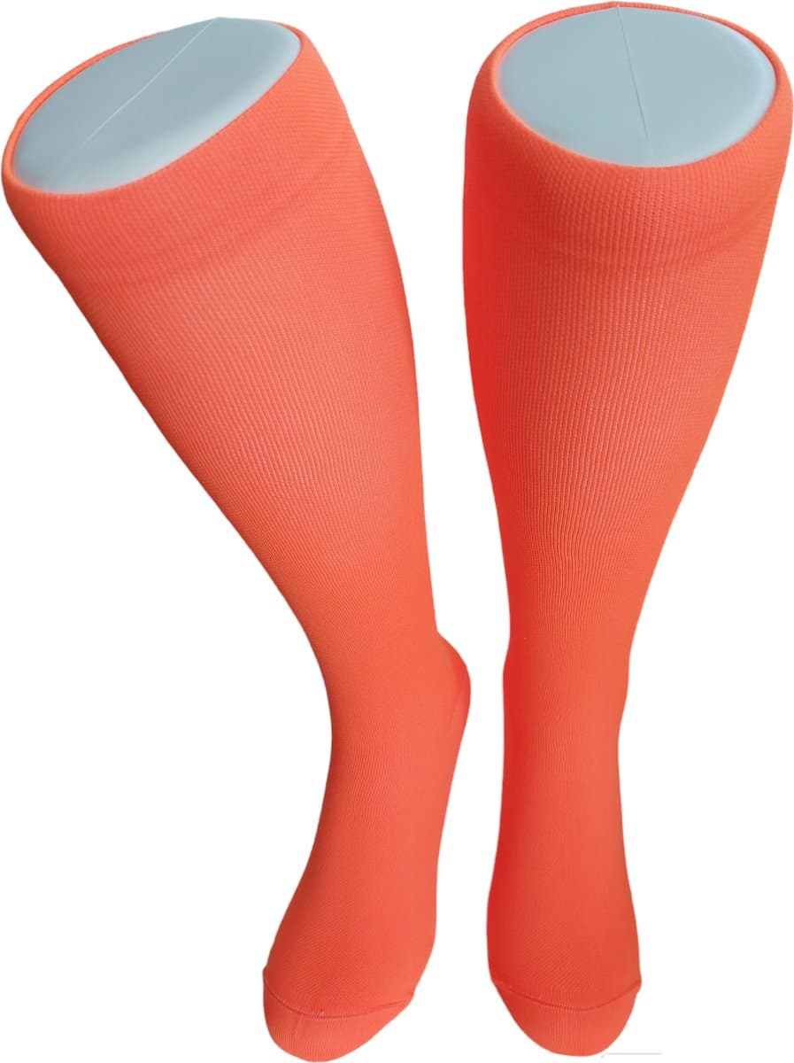 WeirdoSox - Compressie sokken - Knie hoogte - Steunkousen voor vrouwen en mannen - 1 paar - Fluor oranje 35/38 - Ideaal als compressiekousen hardlopen - compressiekousen vliegtuig