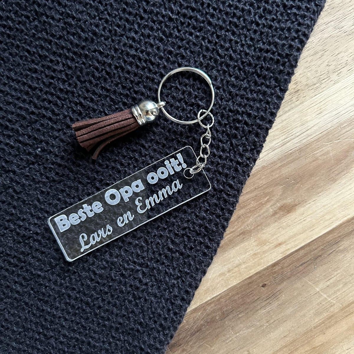 Beste Opa ooit sleutelhanger - Cadeau - gepersonaliseerd - namen kleinkinderen - vaderdag