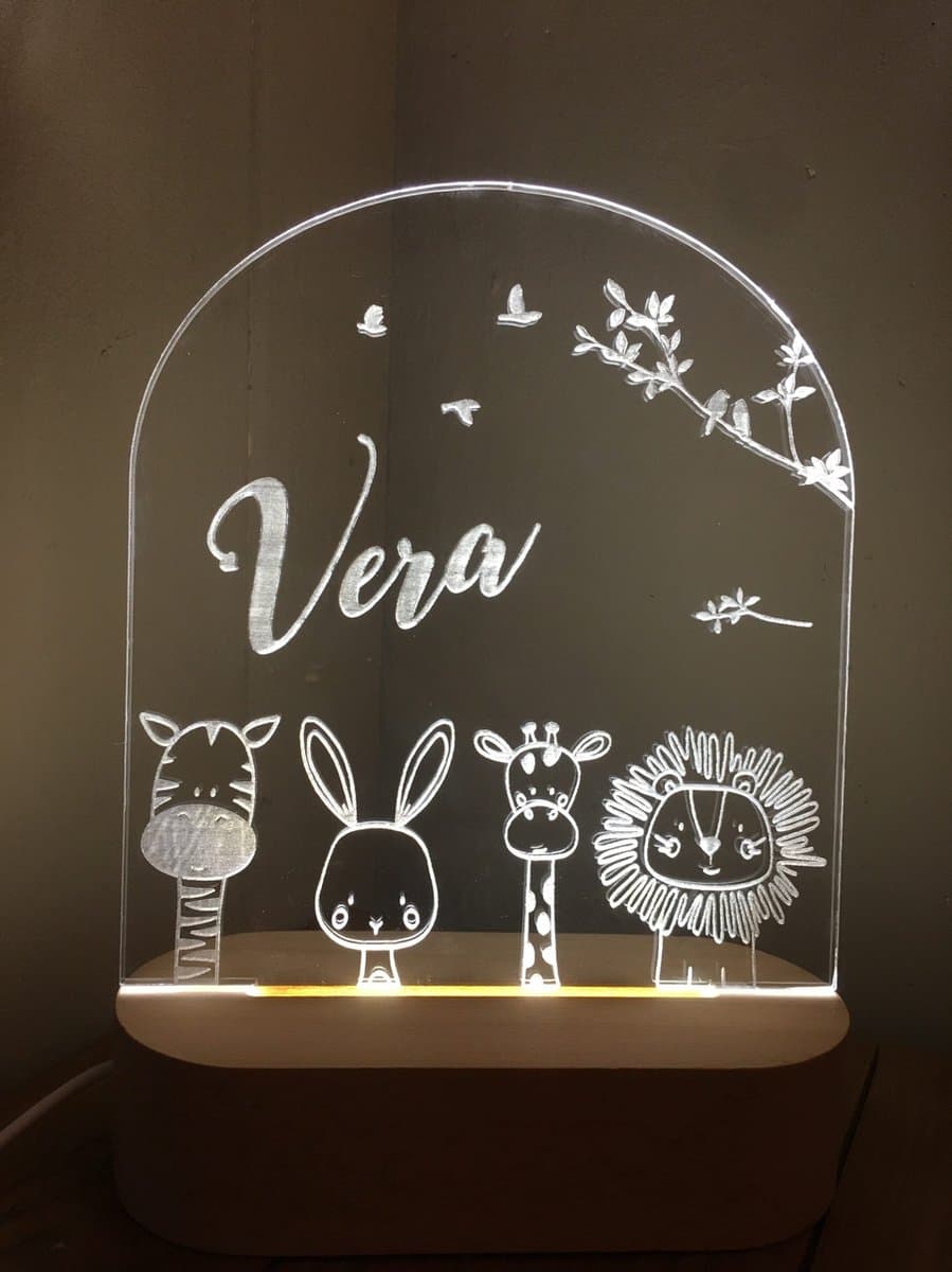 Nachtlampje bos en jungledieren met naam - babykamer - lamp - kind -