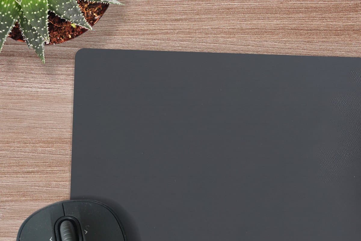 Muismat XXL 120x80 cm - Bureau onderlegger - Bureau mat Zilver - Metaal - Lepel - Bureaumat - Gaming mousepad xl - Bureaulegger groot - Computer deskmat