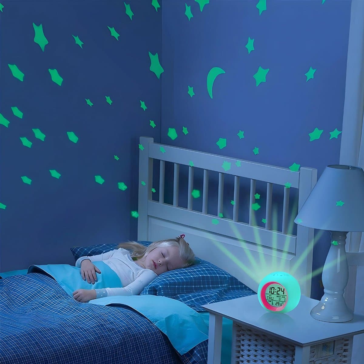 QUOVO® Kinderwekker - Kinder Wekker 7 Kleurig - Kinderwekker Digitaal - LED Alarm Scherm - Meerkleurig - 9cm x 9cm x 10cm