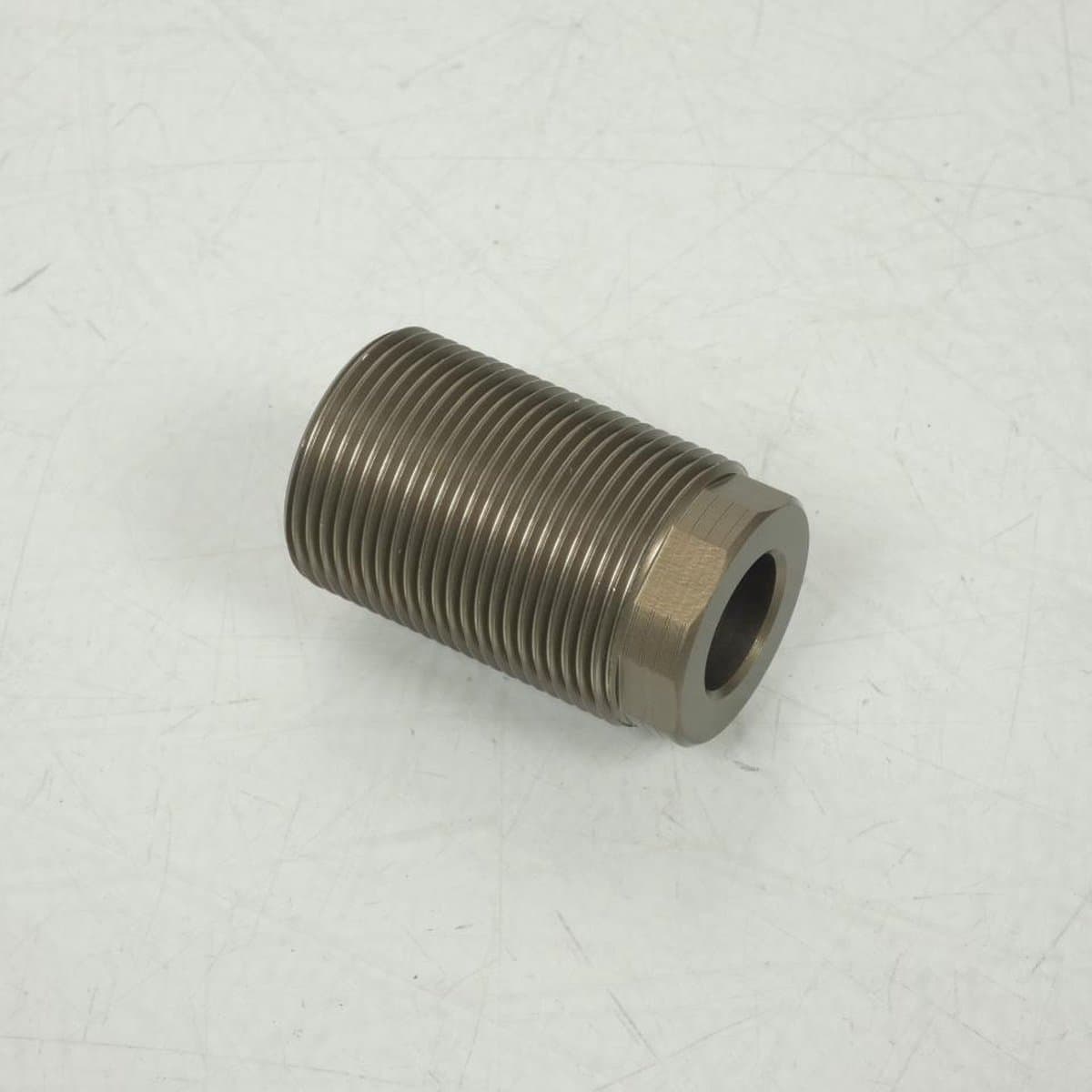 Entretoise fixation moteur pour moto Suzuki 1000 GSXR 2009 à 2012 41921-47H00-000 Neuf