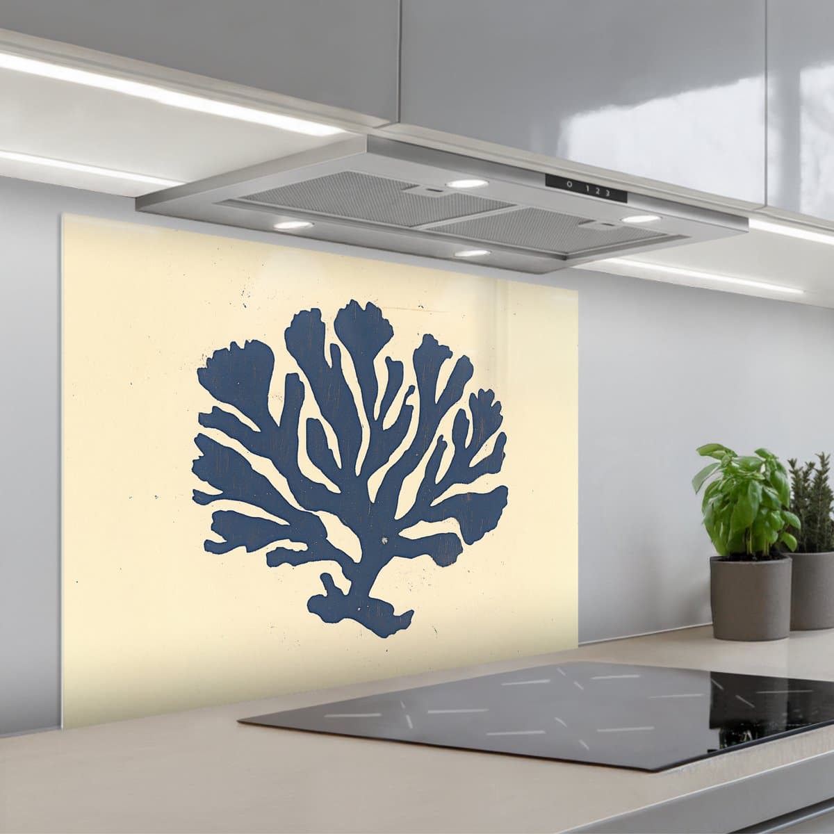 Spatscherm 90x70 cm - Zelfklevende achterwand Blauw koraal - Vertakkingen - Beige - Keuken muurbeschermer - Spatwand fornuis