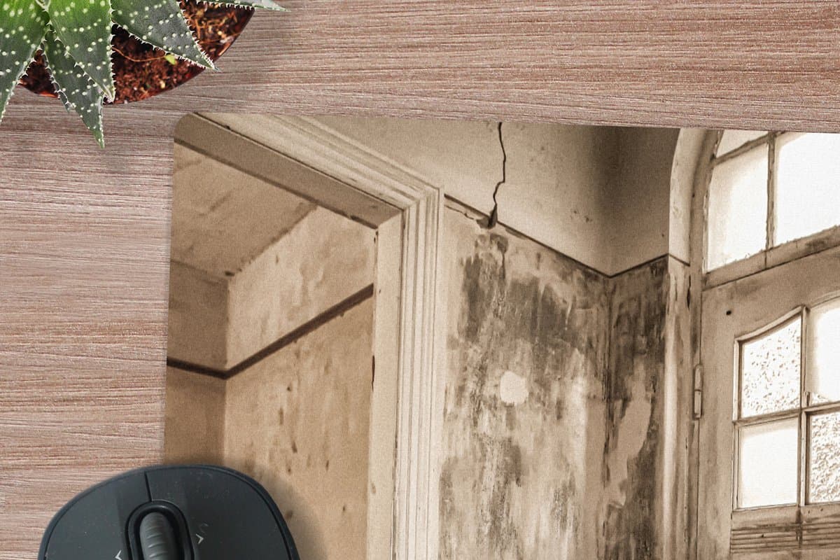 Muismat XXL 80x80 cm - Bureau onderlegger - Bureau mat Huis - Zand - Deur - Architectuur - Bureaumat - Gaming mousepad xl - Bureaulegger groot - Computer deskmat