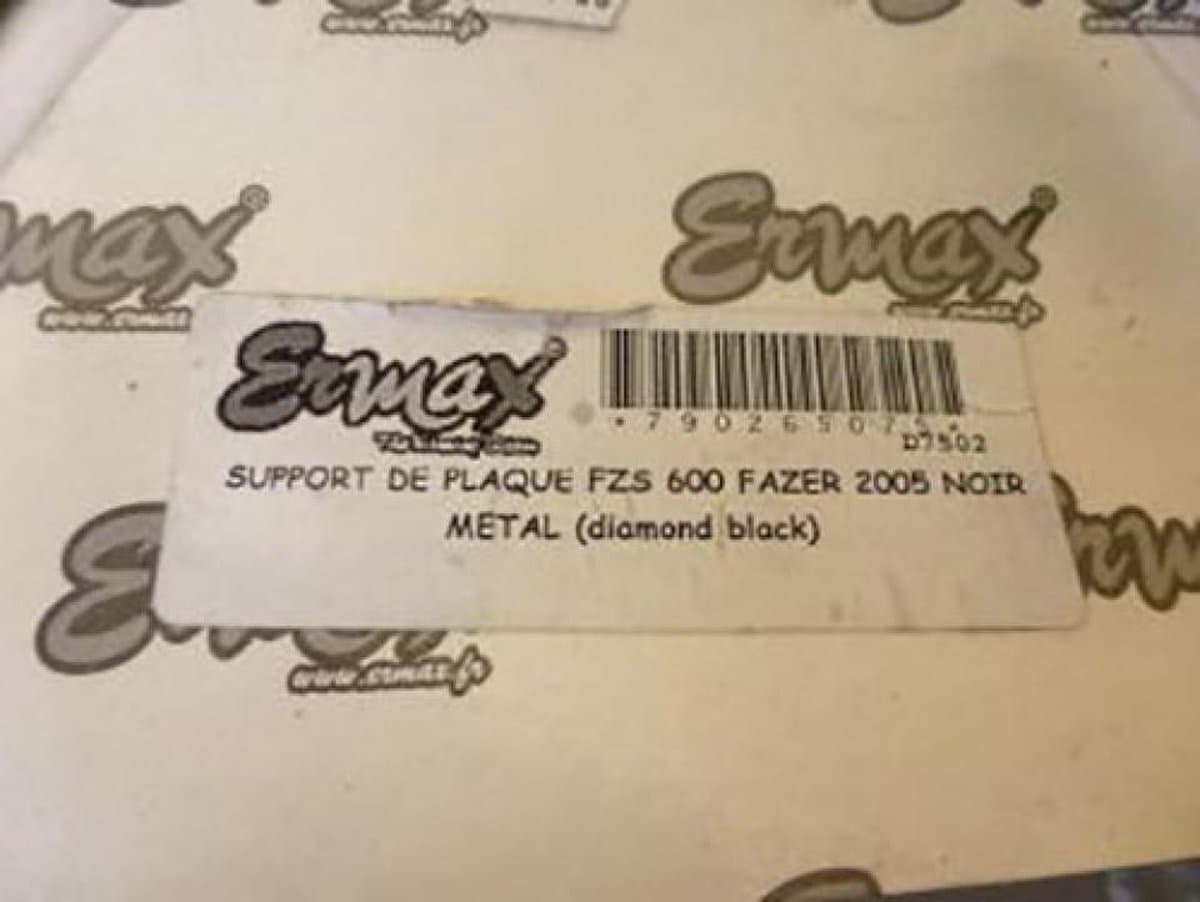 Diverse Ermax-steunen voor Yamaha 600 Fazer 2005 Ermax nieuw
