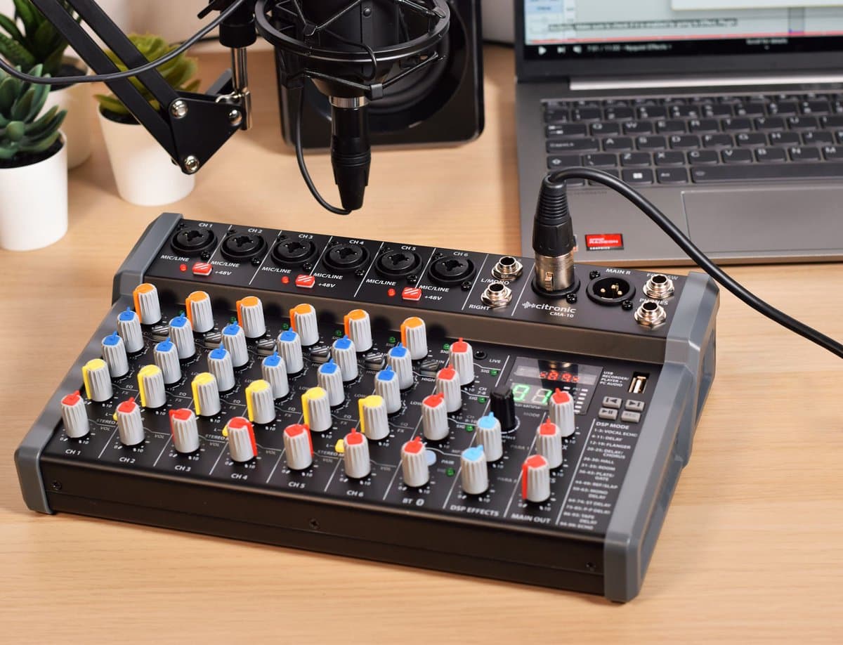 Citronic CMA-10 mixer met DSP, USB Play/Record/PC en Bluetooth 6 mono + 2 stereo
