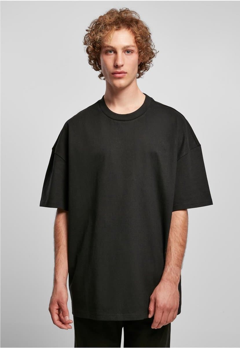 Urban Classics - Ultra Heavy Oversized Heren Tshirt - XXL - Zwart