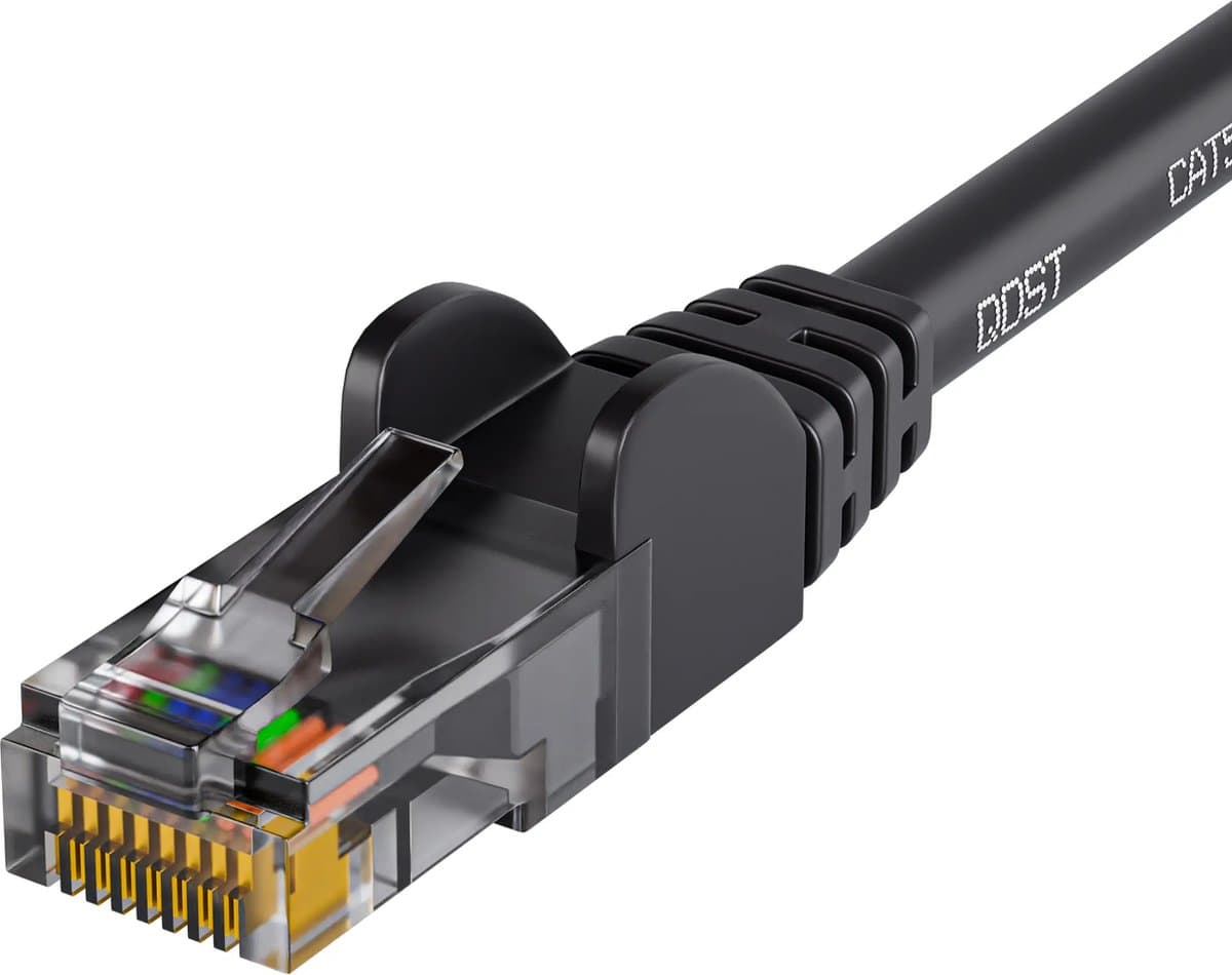Qost - CAT5e internetkabel - CCA / UTP - 1 Gbps / 100 MHz - RJ45 Connectoren - Patchkabel / Netwerkkabel - 0.50 meter - Zwart