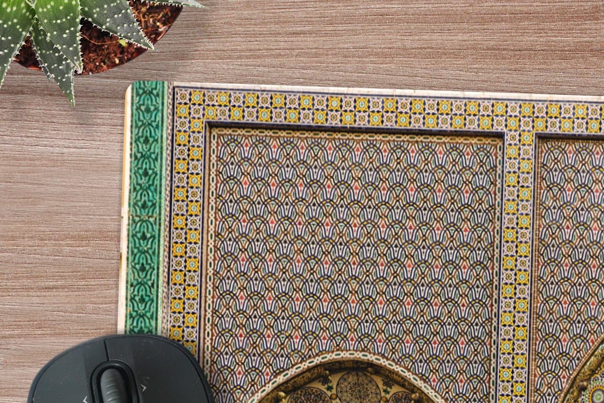 Muismat XXL 120x80 cm - Bureau onderlegger - Bureau mat Deuren - Architectuur - Goud - Patronen - Bureaumat - Gaming mousepad xl - Bureaulegger groot - Computer deskmat