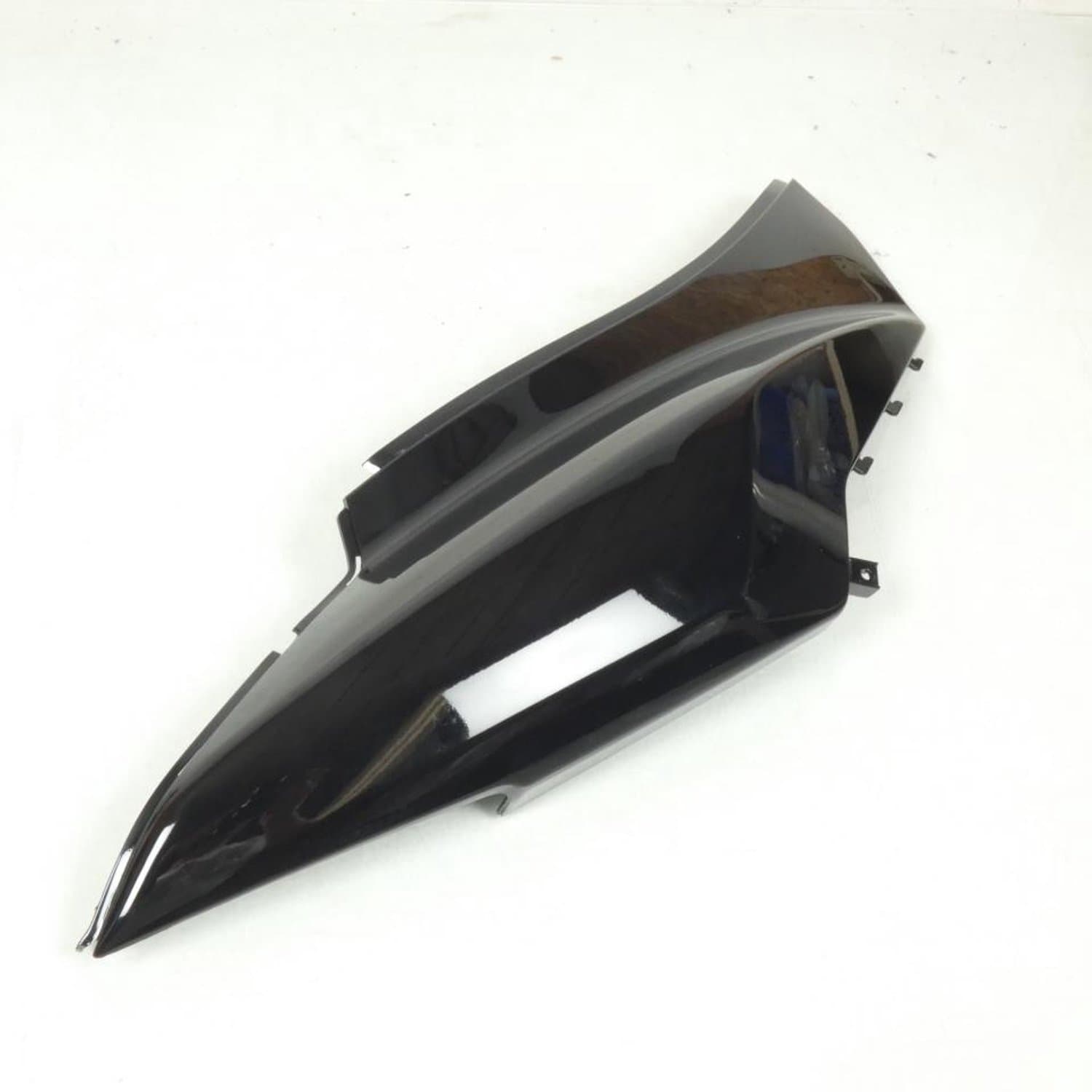 Coque arrière droite pour scooter Sym 50 X Pro 83500-AAA-000-KG Noir Neuf