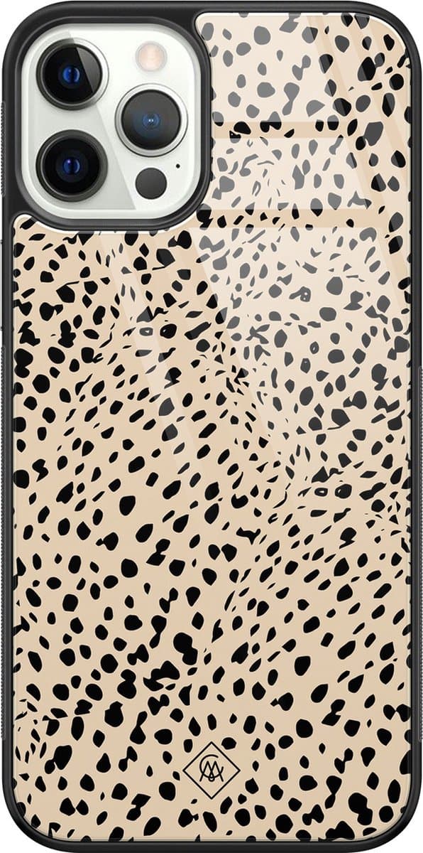 Casimoda® hoesje - Geschikt voor iPhone 12 Pro - Stippen bruin abstract - Luxe Hard Case Zwart - Backcover telefoonhoesje - Bruin/beige