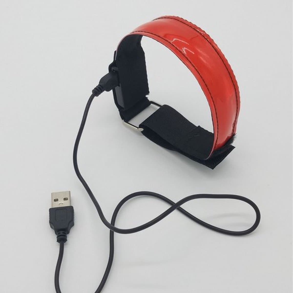 Rode, oplaadbare, vierdelige, lichtgevende armband met led-verlichting, reflecterende led-polsband, lichtgevende strip, nachtelijk hardlopen, hardlooplamp voor buitensporten