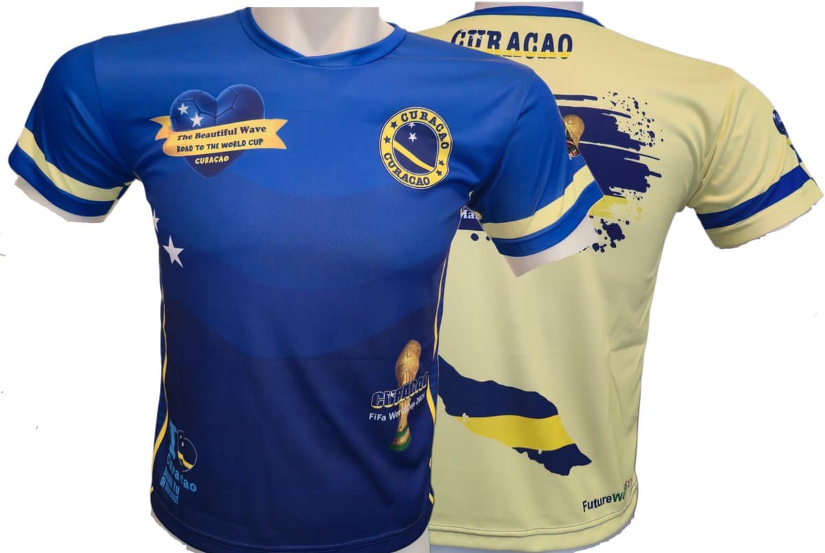 FW27 Curaçao Voetbal shirt in Volwassen en kindermaten, unisex. Special Edition. 2 Kleurig.Om te zoenen, zo mooi!