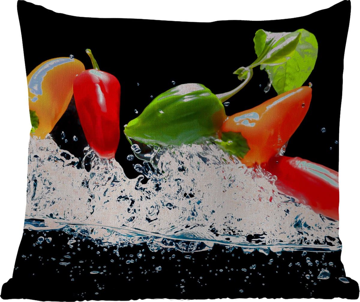 Buitenkussen - Pepers - Zwart - Groenten - Water - Blad - 45x45 cm - Weerbestendig