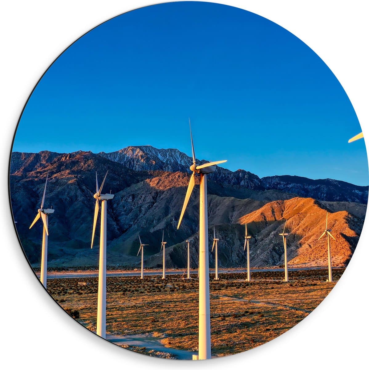 Dibond Muurcirkel - Rij Windmolens bij Bergen - 50x50 cm Foto op Aluminium Muurcirkel (met ophangsysteem)